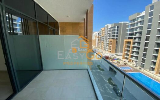 استوديو في الطابق العلوي | جاهز للسكن | شاغر