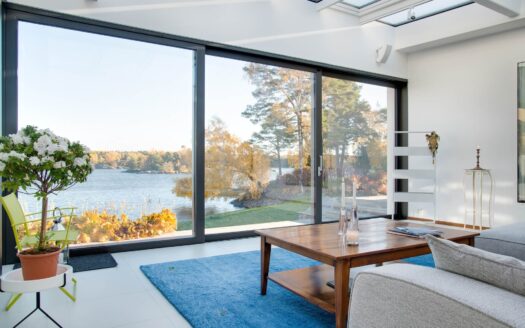 Retail Store 8 Azizi