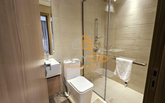 إطلالة على البحيرة | غرفتان نوم مفروشة بالكامل | شاغرة