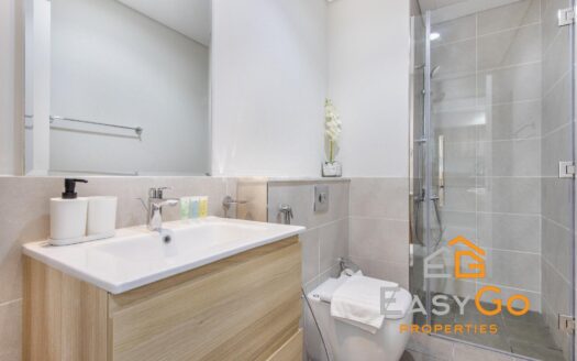 شقة مفروشة بالكامل بغرفة نوم واحدة | إطلالة على الجولف | جاهزة للسكن