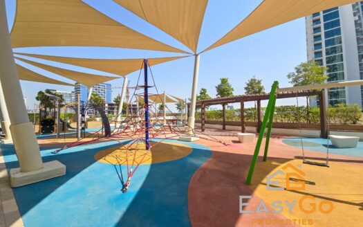 مفروشة بالكامل | استوديو | مطلة على حمام السباحة | طابق متوسط