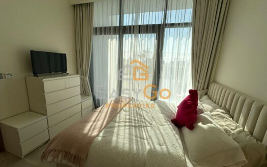 مفروشة بالكامل | غرفة نوم واحدة | إطلالة على المسبح