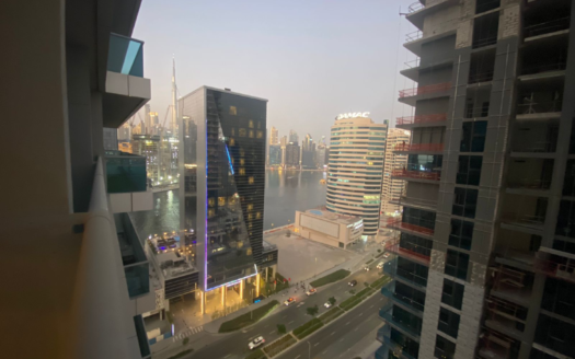 Luxury Furnished|Studio| Partial Burj Khalifa View