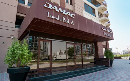 مفروشة بالكامل | إطلالة على المسبح | تصميم واسع | استوديو