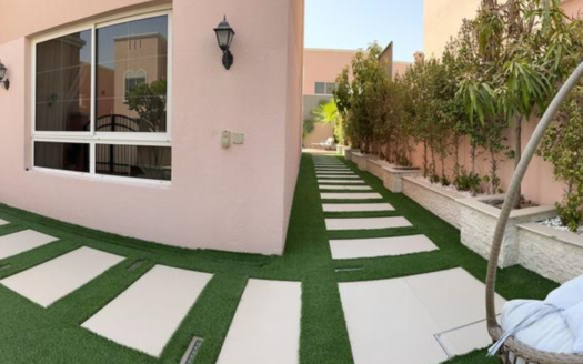 5 BR Villa | Prime Location | Private Pool