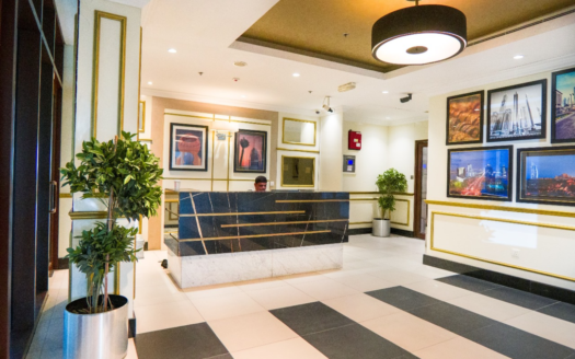 مفروشة بالكامل | إطلالة على المسبح | تصميم واسع | استوديو