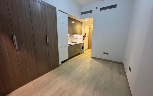 Studio | Pool View | Ready to Move-in