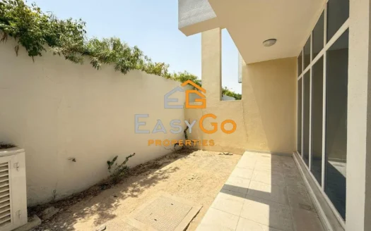 Villa for rent in Madinat Hind, Mulberry